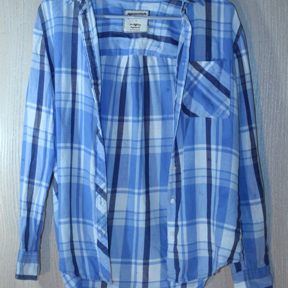 ARIZONA JEANS Lightweight Blue Plaid Flannel